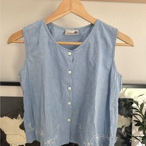 Original Vintage Light Blue Denim Sleeveless Linen Button-Front Top